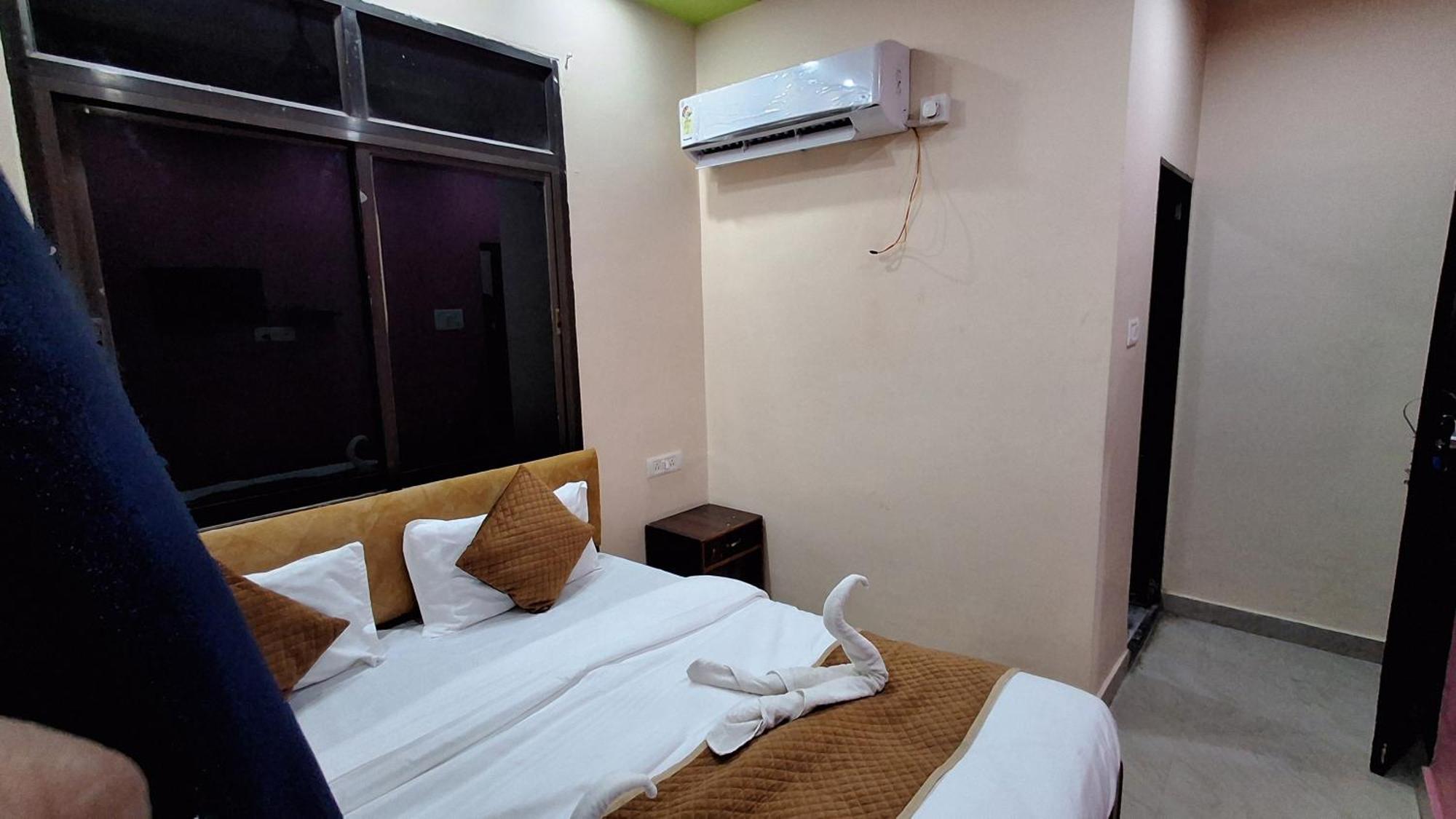 Shree Balaji Paying Guest House Varanasi Exterior foto